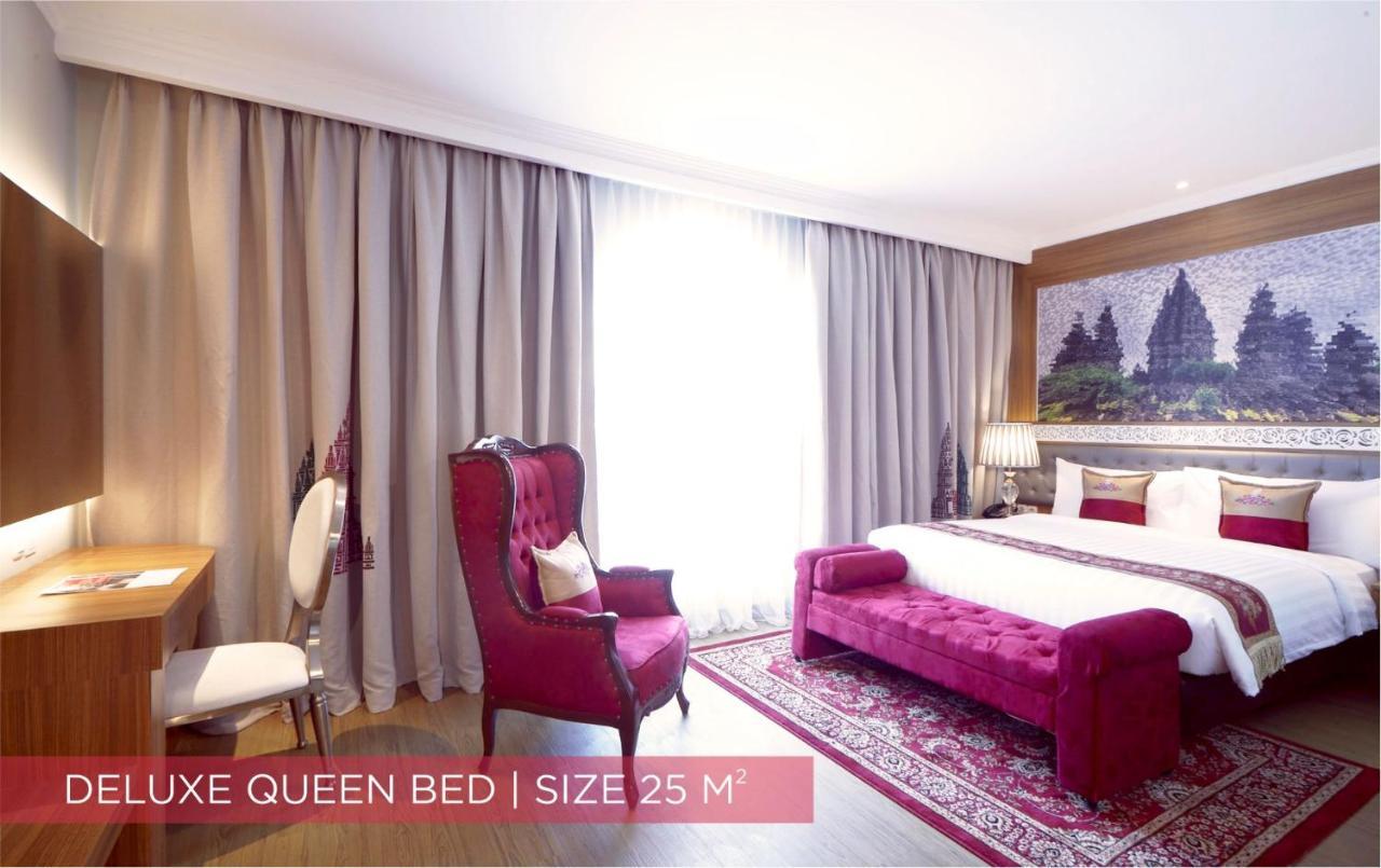 Deluxe Queen Room - Non-Smoking,1593701743:JPEG